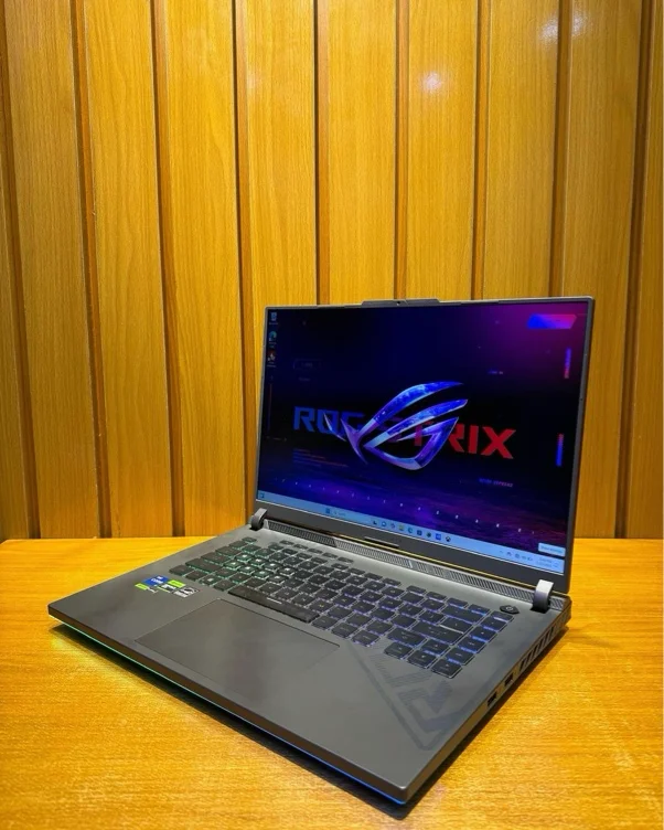 Asus ROG Strix G16 (2024)