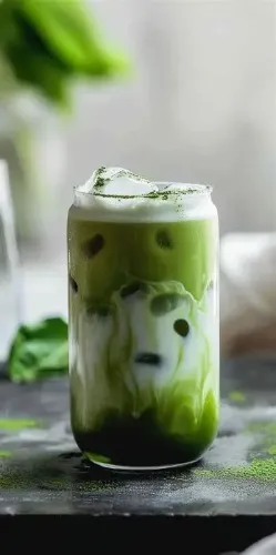 Iced Matcha Latte