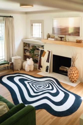 Vertigo Irregular Area Rug | Black/White / 5'X7'