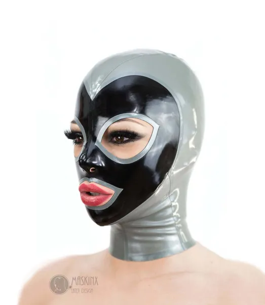 Latex 2-color mask with zipper