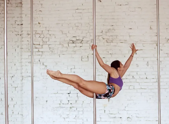 Pole dancing classes