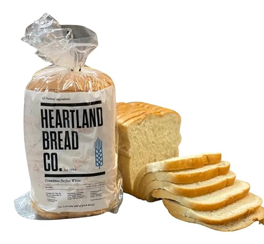 Heartland Bread Co. Grandma's Perfect White Bread – Freshly Baked, Non-GMO Bread, No Trans-Fat, No Oil & Preservatives. (Grandma's Perfect White Bread, 4) - Grandma's Perfect White Bread - 32 Ounce (Pack of 4)