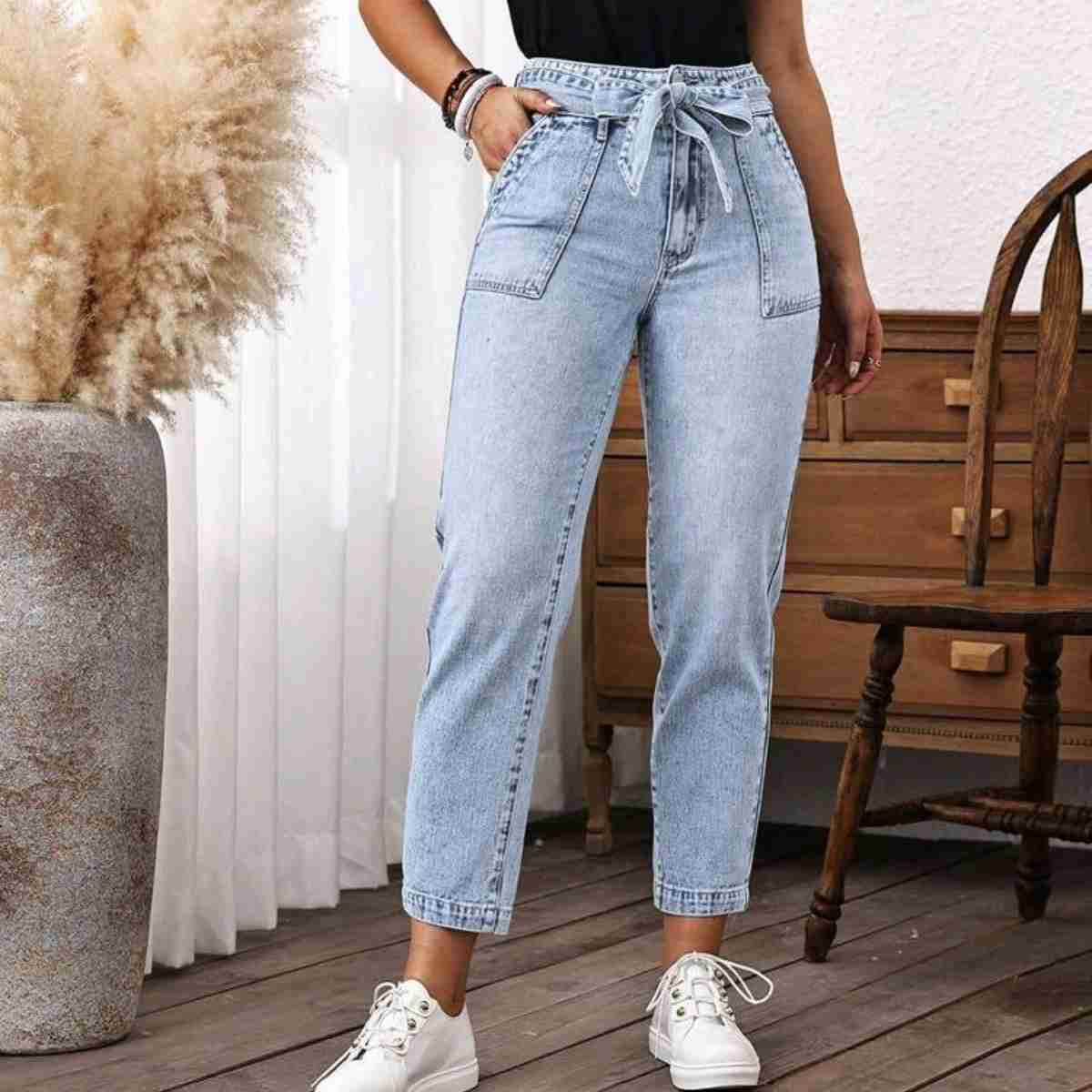 Tied Jeans