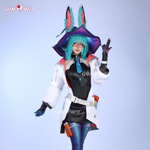 Battle Bunny Aurora Cosplay