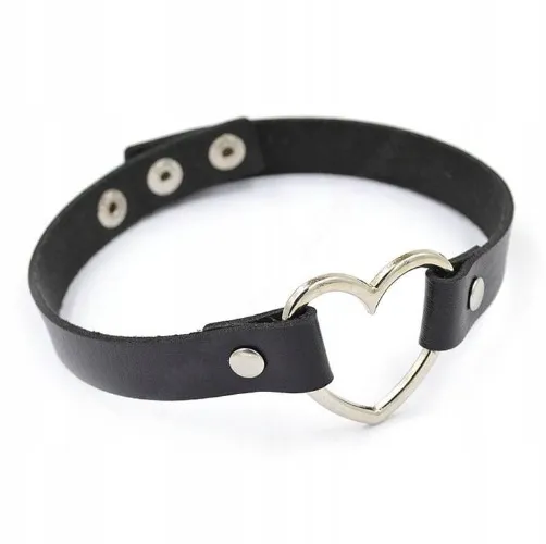Heart Buckled Leather Choker