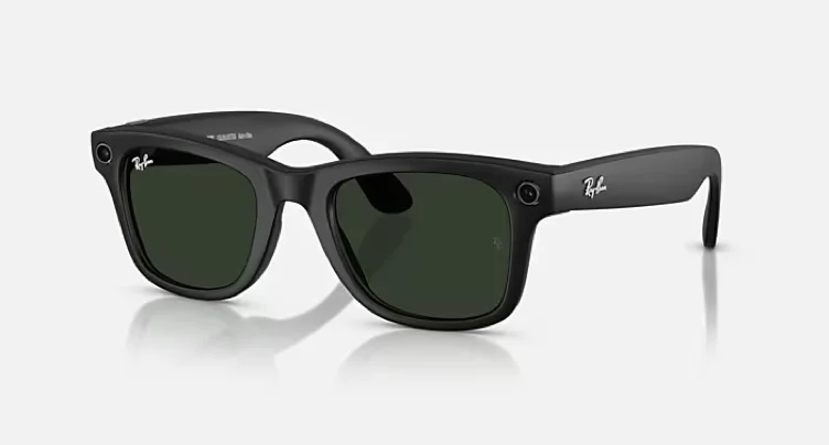 RAY-BAN | META WAYFARER Sunglasses in Black and Clear/Graphite Green - | Ray-Ban® US