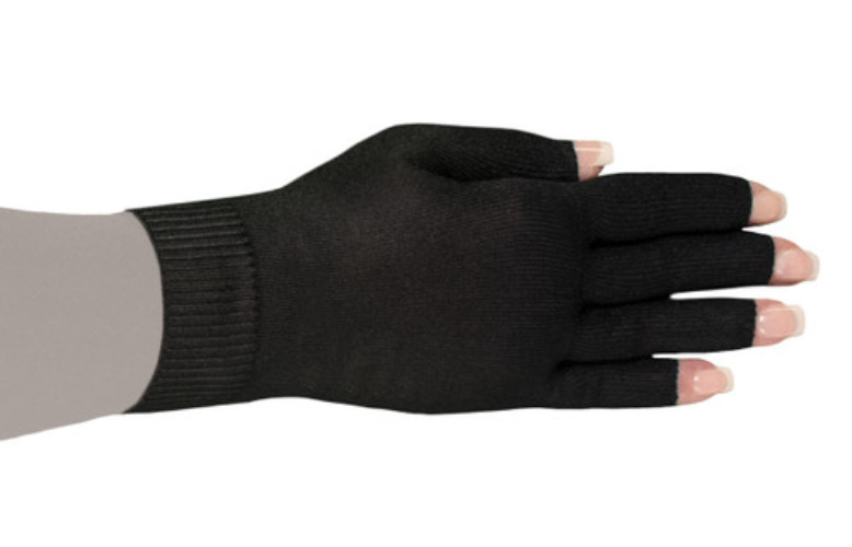 Onyx Glove