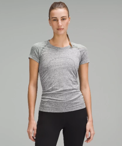 Swiftly Tech Short-Sleeve Shirt 2.0 *Hip Length