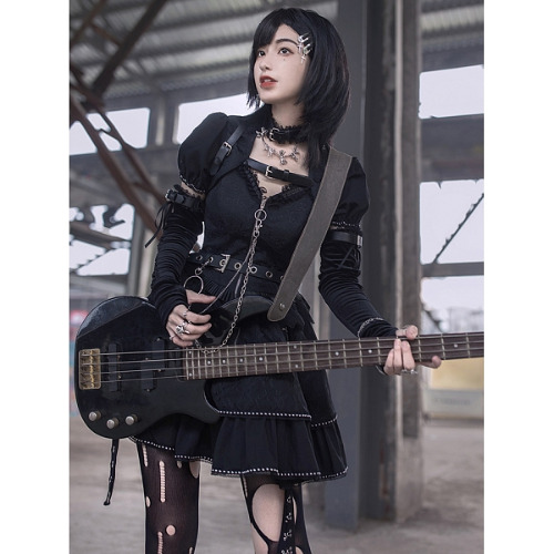 Imprisonment Zip V-neckline Tiered Skirt Punk Lolita Dress JSK / Top / Sleeves