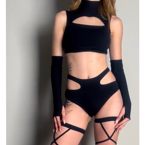 Ravewear Cutout Set - Top, Shorts, Gloves, Leg Wraps