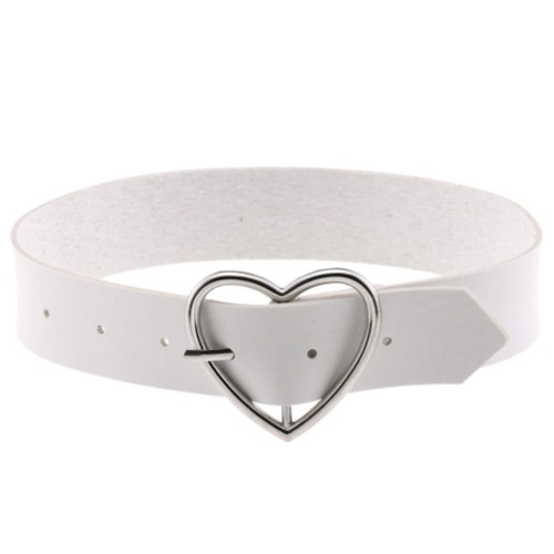 Peach Love: Gothic Heart Necklace Collar - White