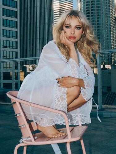 Lara May Lace Robe | White / L