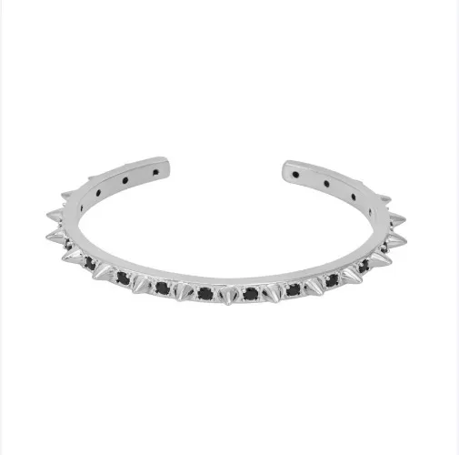 Runaway Bracelet - Black | 18K Gold Plated