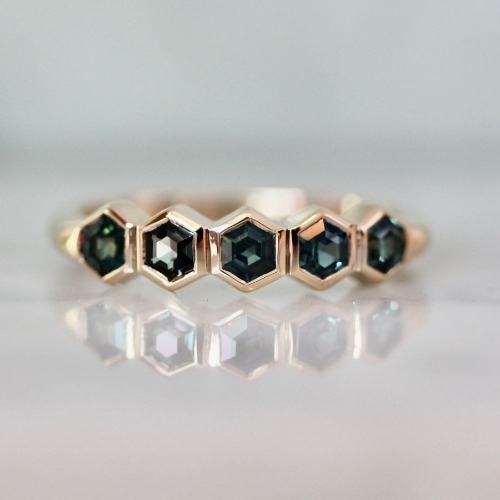 Hot Minute Teal Hexagon Cut Sapphire Ring | 8