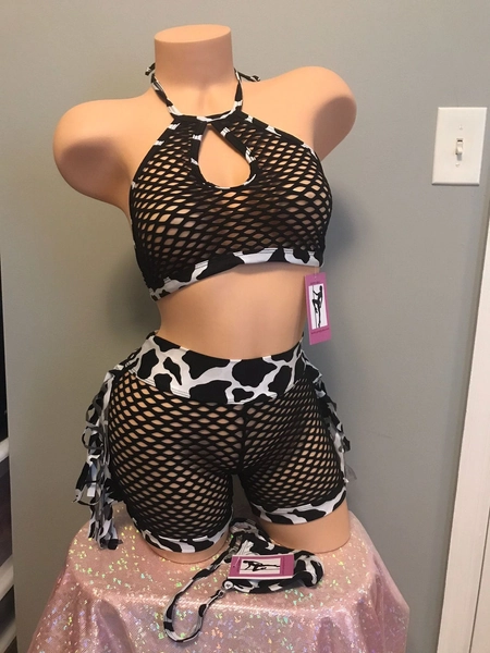 Cow print short style outfit