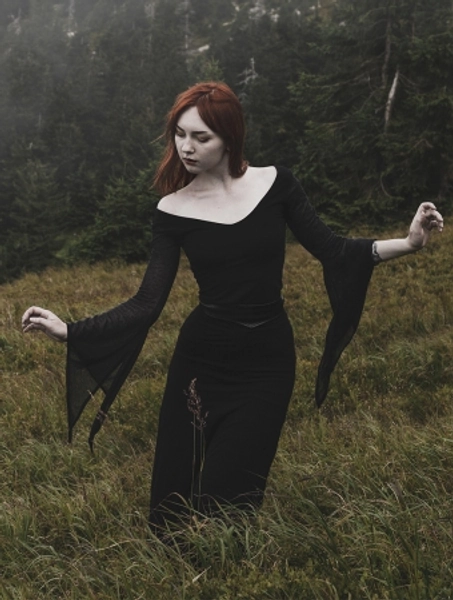 top noir witchy manches evasées transparentes goth moonspell yggdrazil