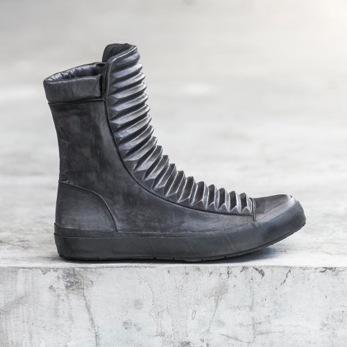 Razed Boot - Full Black | M 11
