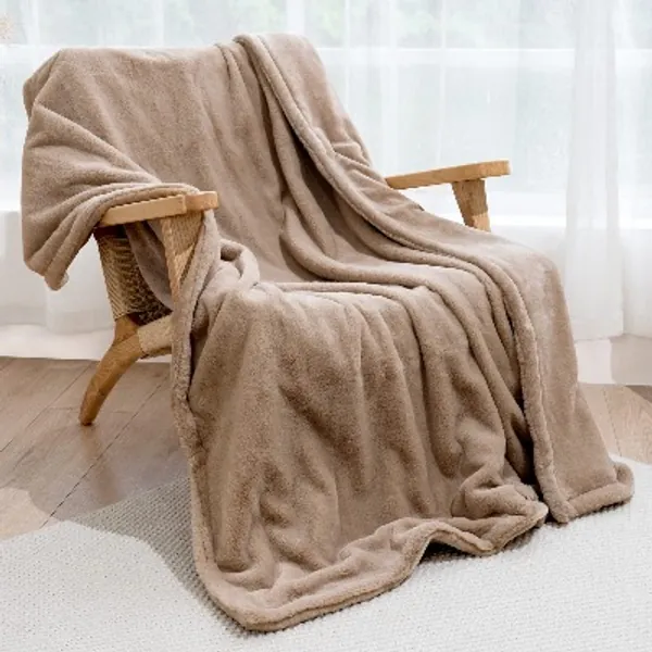 iDOO Electric Throw, 50” x 60” Heated Blanket with 3 Heating Levels, 2Hrs Auto-Off Timer, ETL Certified Plush Blanket Throw for Couch Home Office, Machine Washable (Brown)