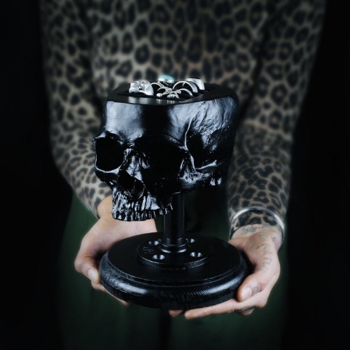 Skull Ring Holder