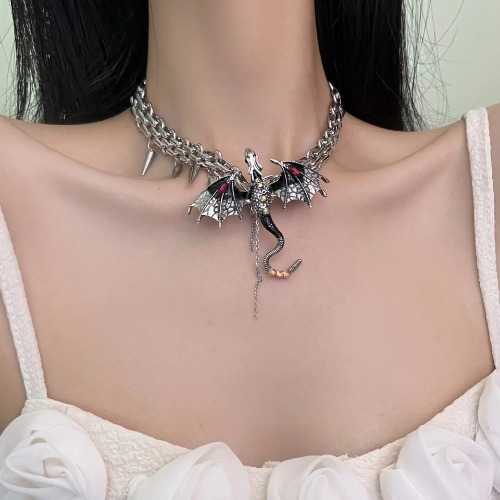 Dark Dragon Rivet Choker - Silver