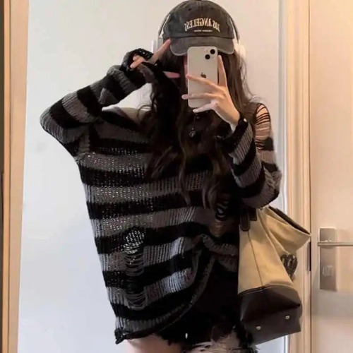 Alt Gray Striped Knitted Sweater - Gray / M