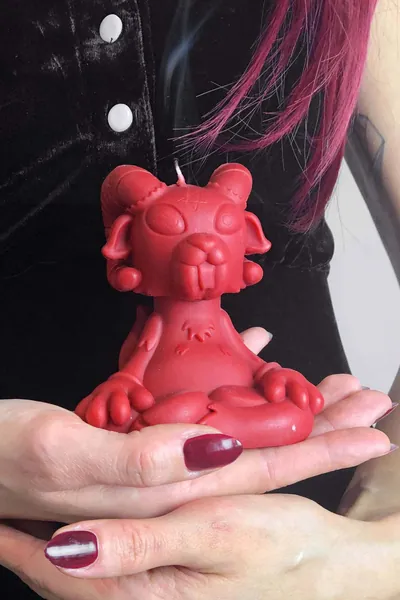Cute'N'Evil Wax Candle [RED]