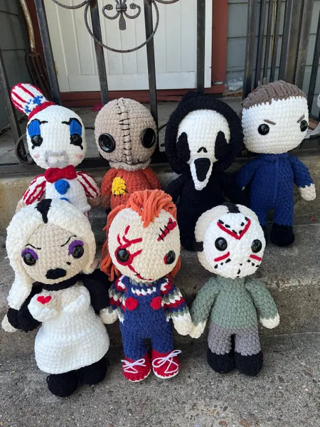 Medium Crochet Slashers | Crochet Horror Dolls | Halloween dolls | Cuddly Slashers | Crochet Clowns | Crochet horror | Crochet Candyman