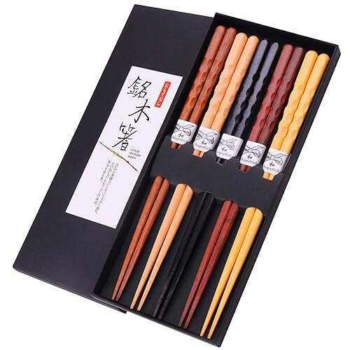 GLAMFIELDS Reusable Chopsticks Japanese Natural Wooden 5 Pairs Classic Style Lightweight Hand-Carved Safe Chop Sticks 8.8 Inch/22.5cm Gift Set - Multicolor - Wood