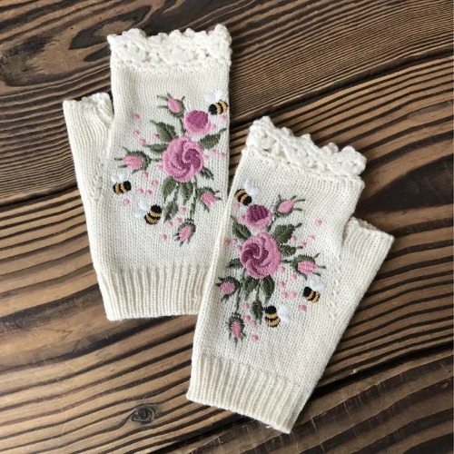 Cozy Floral Half Finger Knitted Gloves - White / One Size