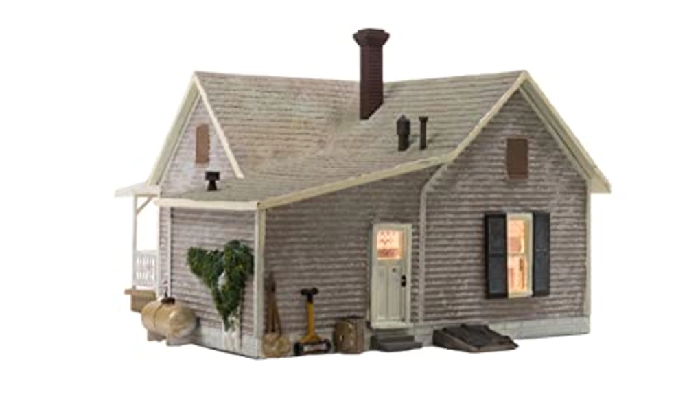 Built-N-Ready Old Homestead House HO Woodland Scenics