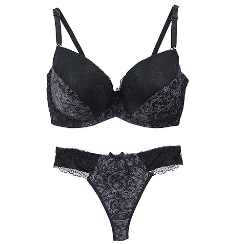Lace Bra and Panty Set 