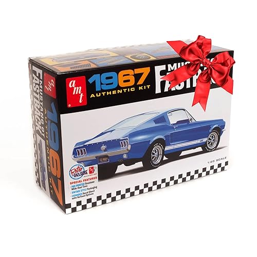 '67 Ford Mustang GT Fastback 1:25 Scale Model Kit