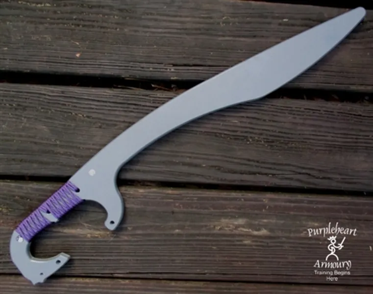 Falcata Synthetic Trainer