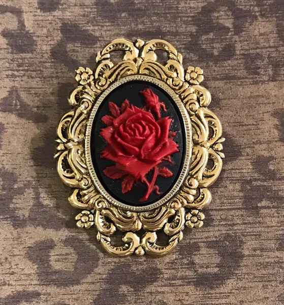 Cameo Brooch - Red Rose Cameo  - Cameo Lover Gift  - Pin or Pendant - Cameo Brooch for Women - Ren Faire Brooch - Romantic Gift