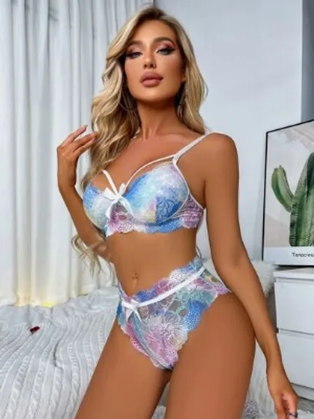 Ombre Floral Lace Cut Out Bow Front Lingerie Set
