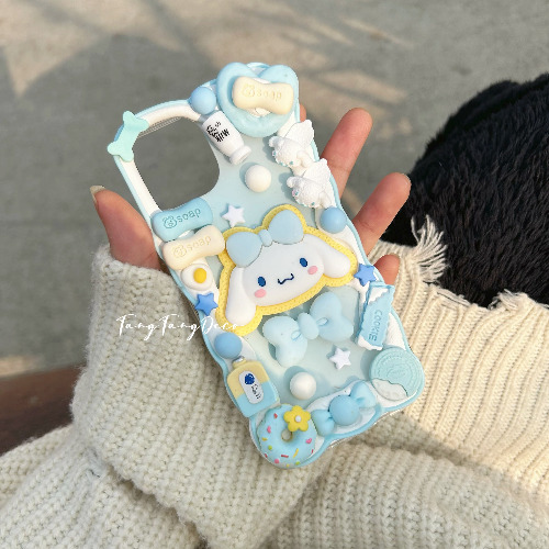 Sanrio Cookies Phone Case | Cinnamoroll / iPhone 14/13