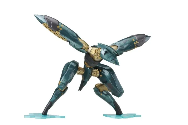 1/100 scale Metal Gear Ray