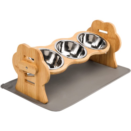 Elevated cat feeding station