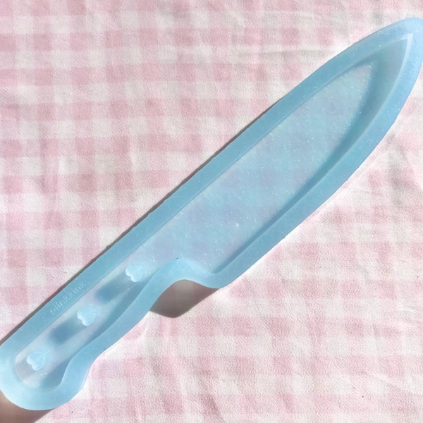 Knife mold for resin craft! 7 inch knife, can be used with UV resin, mostly clear with very light tint