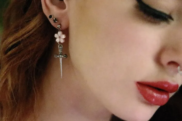 Sakura Blade Earrings | Pink / 10mm Hoops / Silver