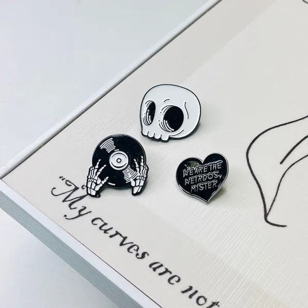 Skull Discs Weirdos Enamel Pin Cute Brooch Pin Set Badge Kawaii Hard Enamel PinS Cute Gifts Pin Display Lapel Pin Funny Pins for Backpack