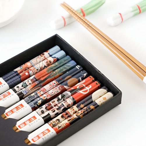 Wooden Japanese Chopsticks - Lucky Cat