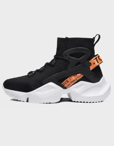 Tech Sneakers | Black / 45