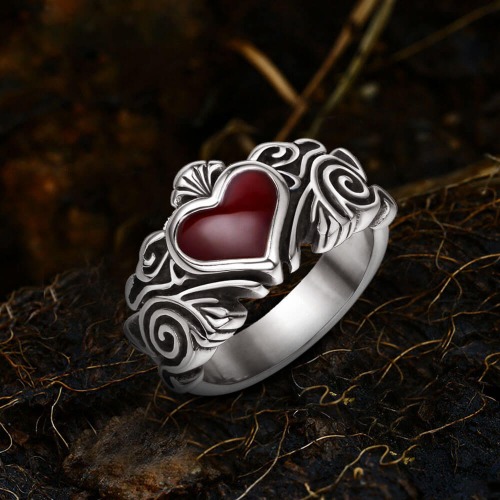 Vintage Heart Stainless Steel Ring - Stainless Steel / 9