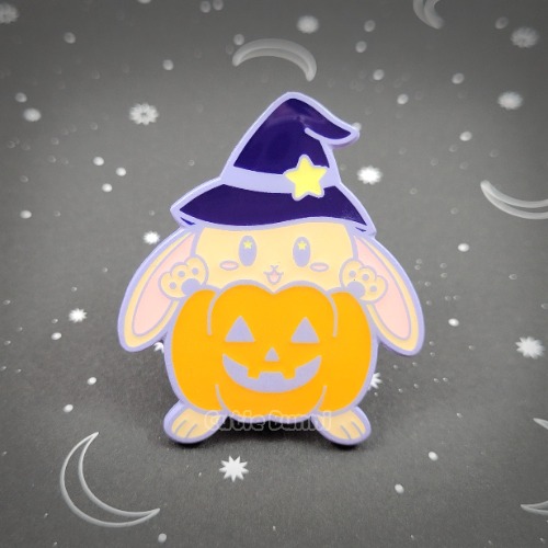 Pumpkin Witch Bun Enamel Pin