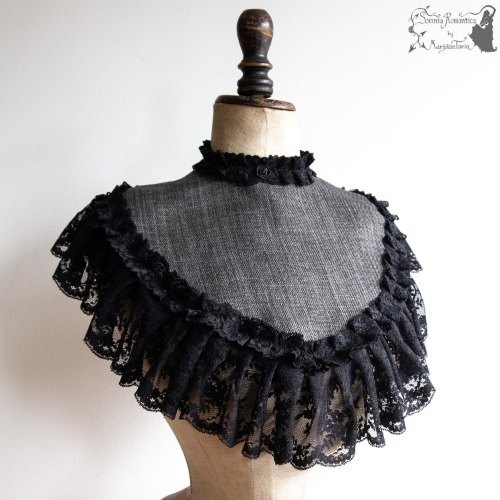 Black and Grey Collar | Somnia Romantica 