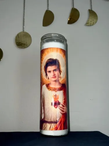 (Includes Shipping) Joe Keery/Steve Devotional Candle
