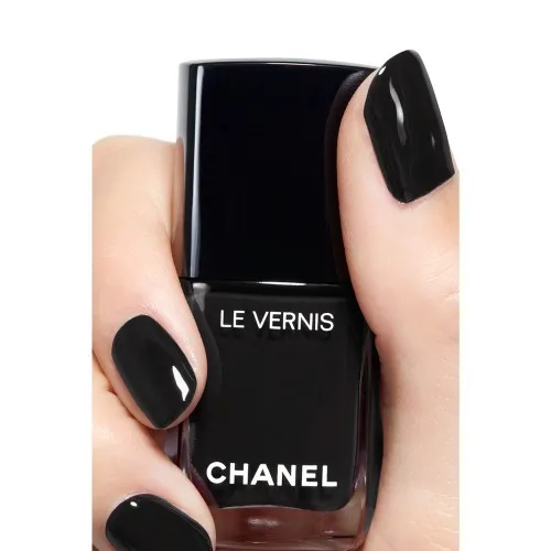 LE VERNIS - 161 - LE DIABLE EN CHANEL