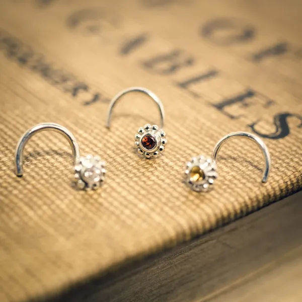 Small Silver Button Nose Stud (2)