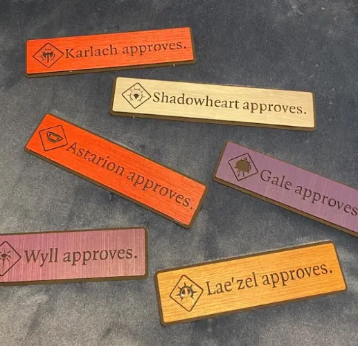 BG3 Inspired Companion Sign | Baldur's Gate 3 Customizable Wooden Sign for Desk or Wall | All Companions and NPC's | Astarion approves